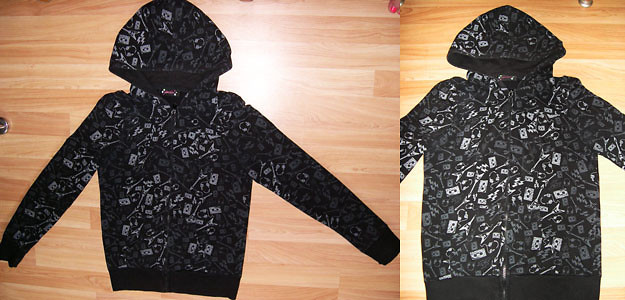 Bluza w kasety, gitary, radia 