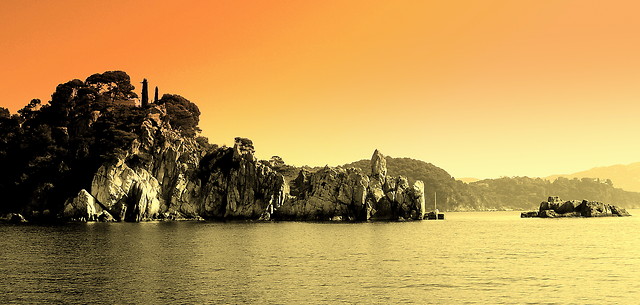 España