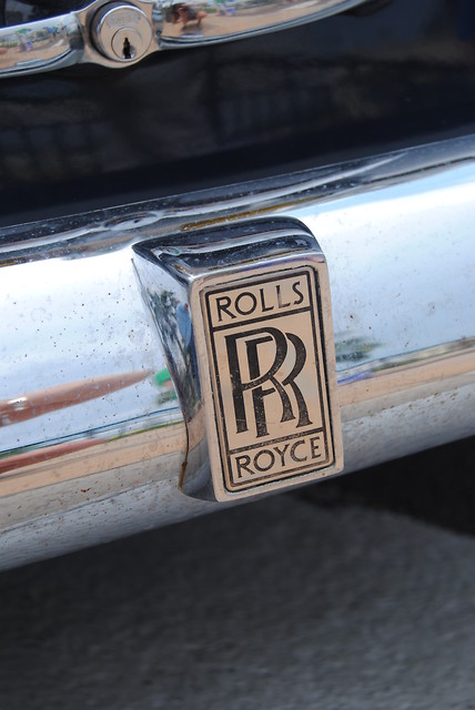 RR.