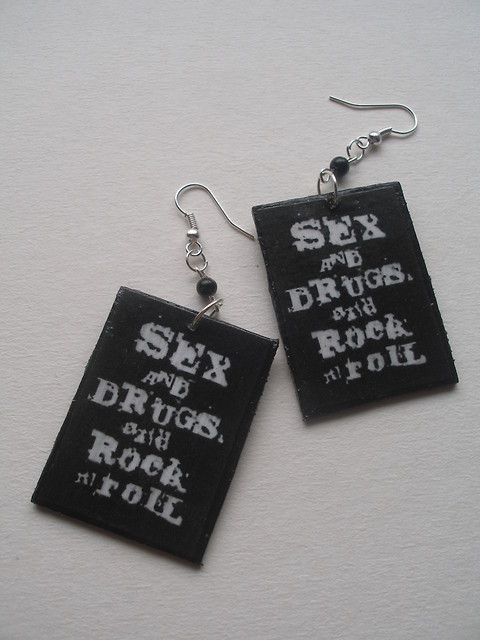 SEX & DRUGS &...