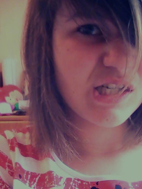 Naajleepszeegoo ; **** . 