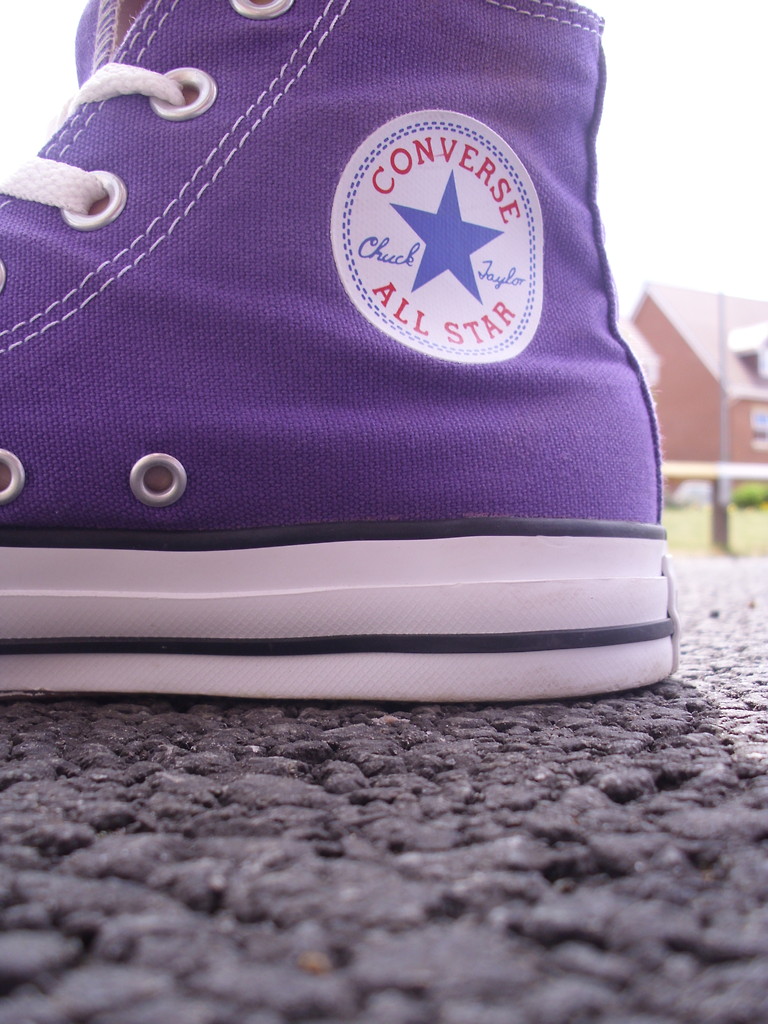 Converse  . all star