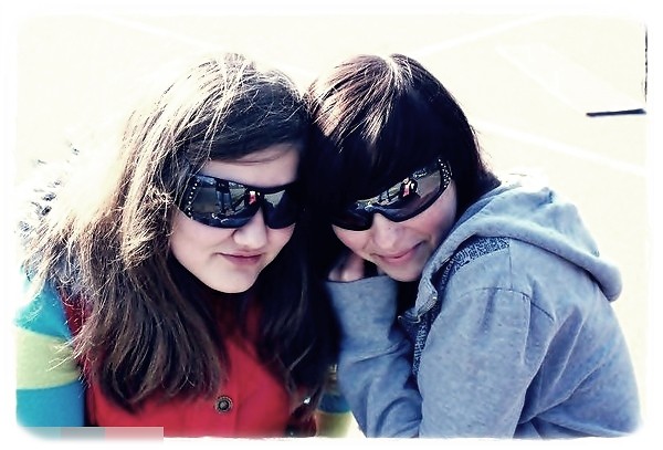 Kiniak < 3