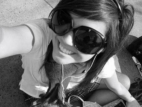 mmmmrau . ;**