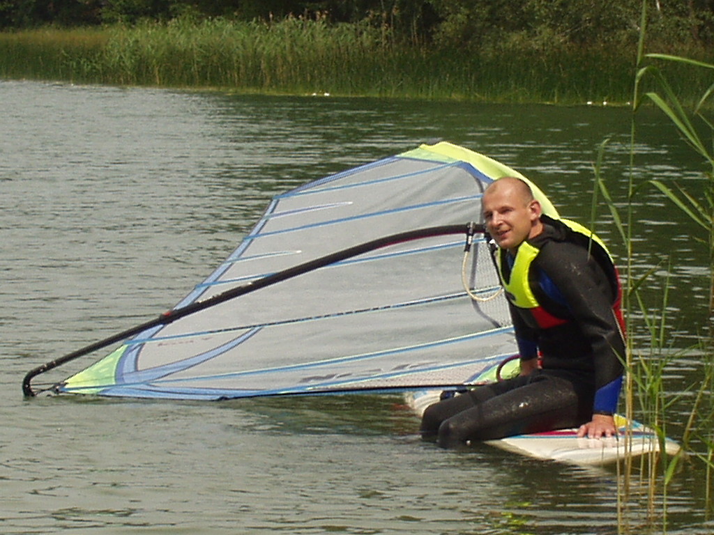 windsurfing