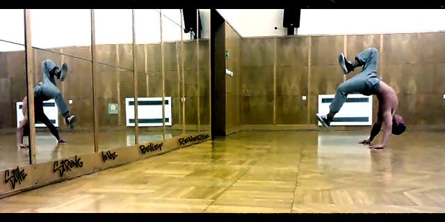 Dance4LIVE