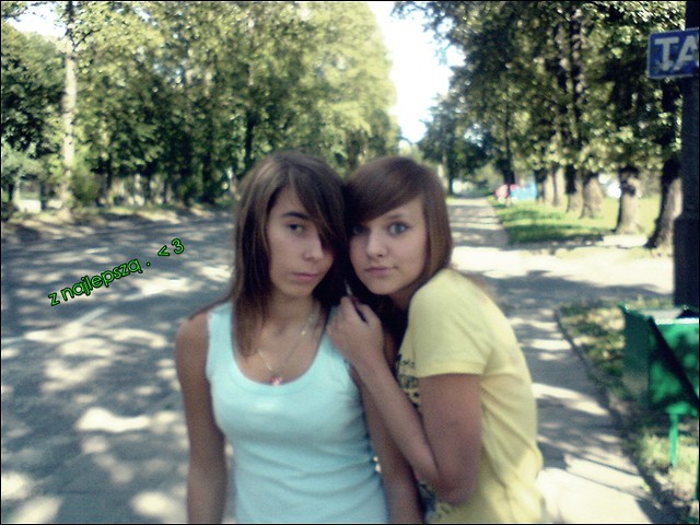 z Paul . < 33