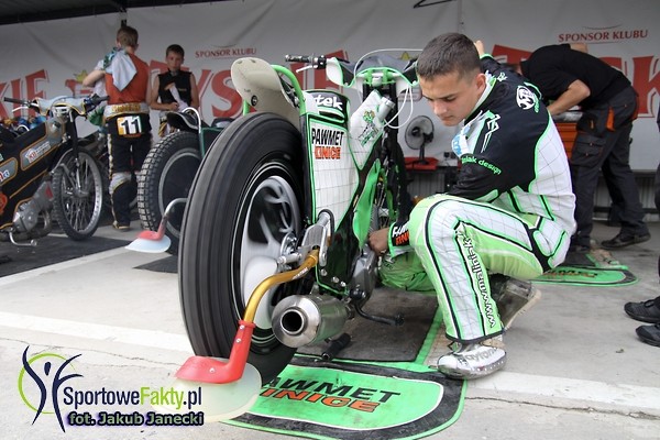 Bartosz Zmarzlik .