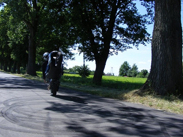 No Hander Whellie