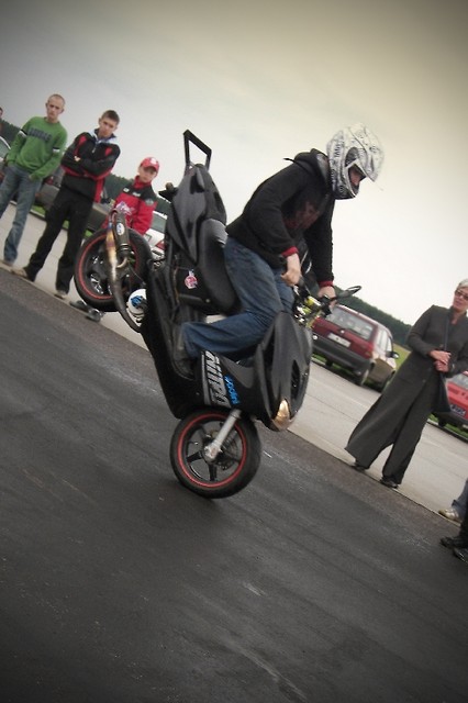 Stoppie