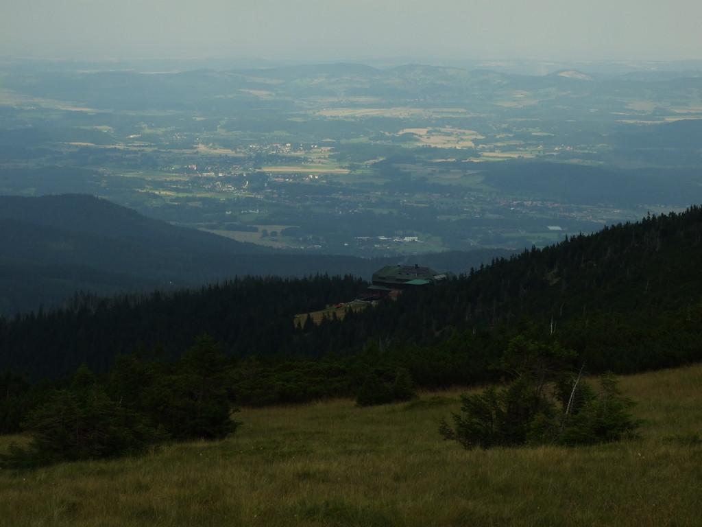 Widok na Strzech i Karpacz