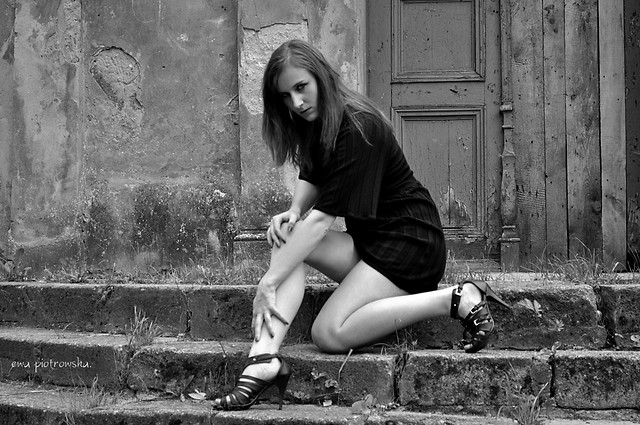  black rose .