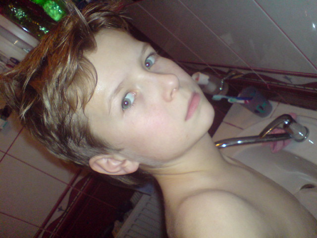 Ja ; D