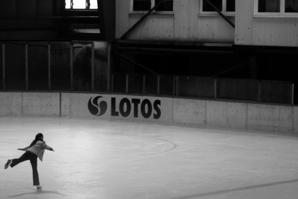 Skating 