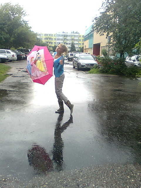1oo lat . < 3 !