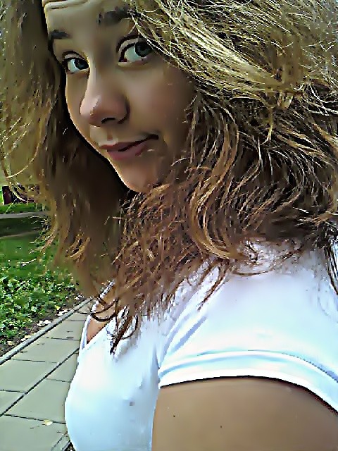 Uka < 33 .