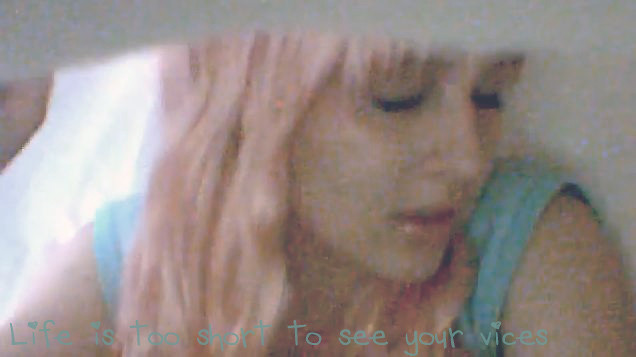 i < 3 u