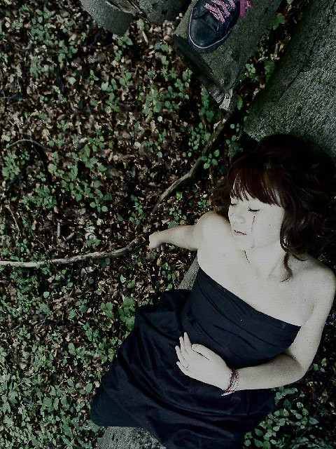 Klaudia ; ]