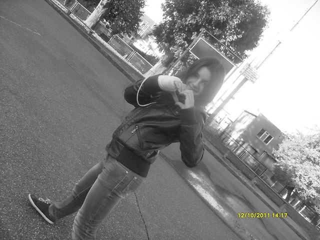 MOJE !; ***