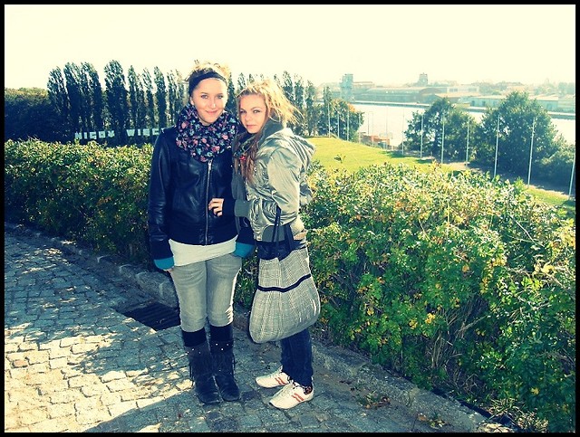 Jastrzbia ;*