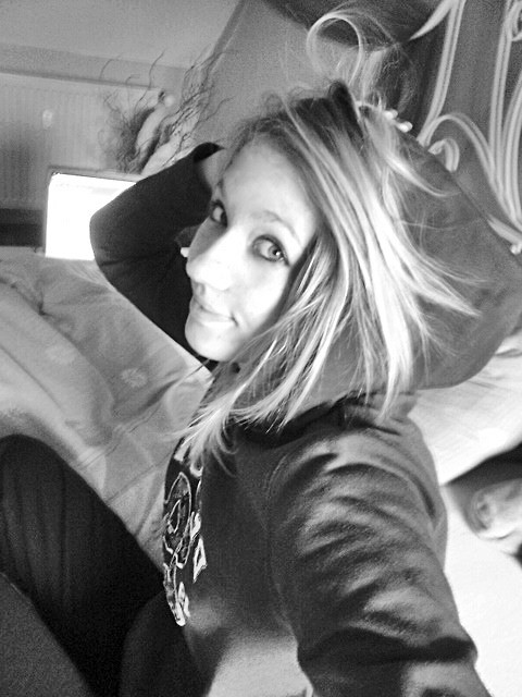 Jo Jo ... ;** winiki