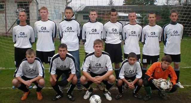 Czarni 10/11 !