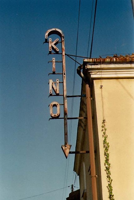 :: kino ::