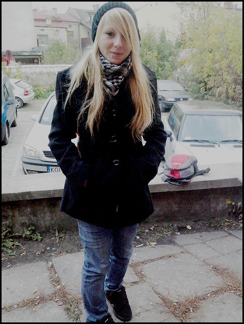 SySia.; D