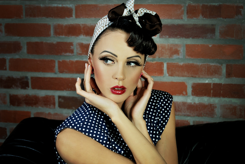 Alicja .. pin up IV