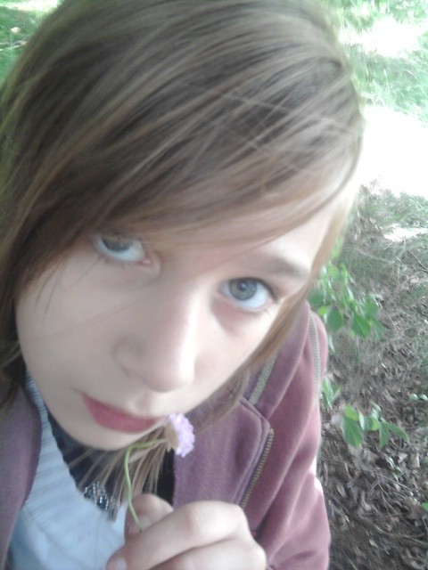 Zbi...:D Y..Z Kwiatkiem :*
