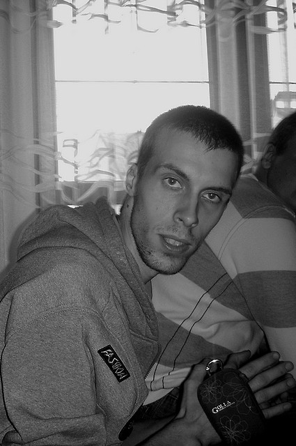 Dlatego...