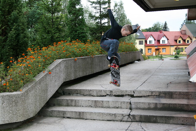 Ollie z trzech schodw