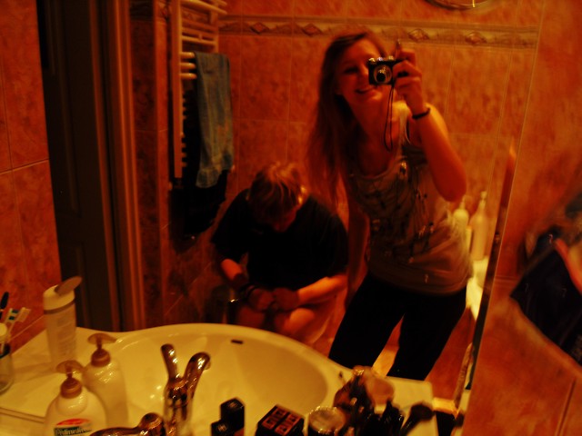 Bathroom party!!! 