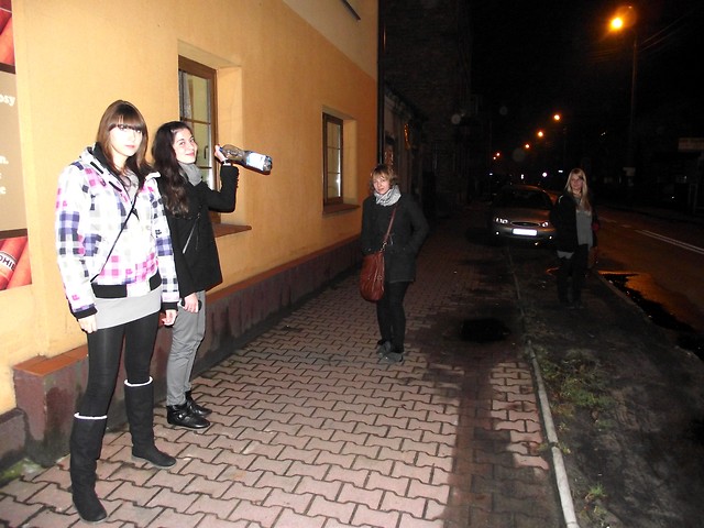 suit sikstin.
