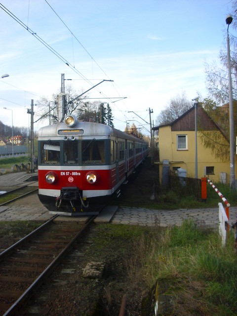 EN57-869