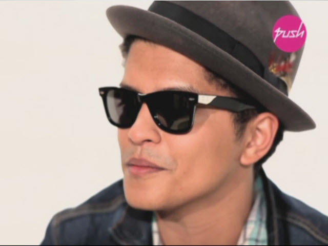 Bruno Mars ; )