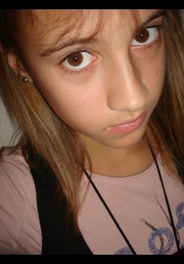 Stare. 