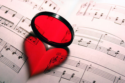 THE MUSIC OF LOVE