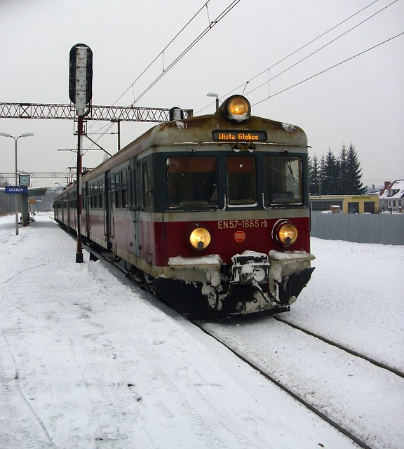 EN57-1685
