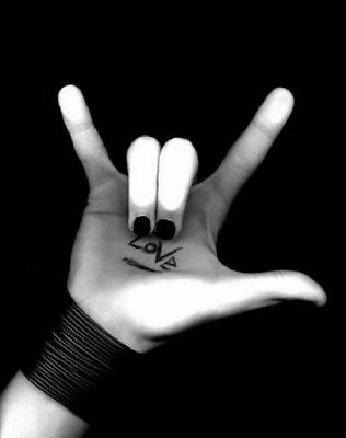 horns up!;d