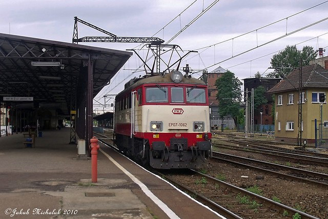172.