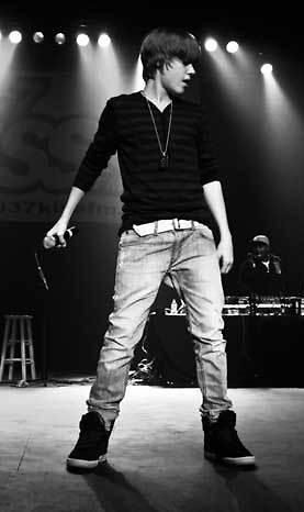 Justinekk .