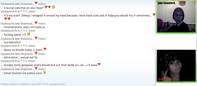 how the fuck do i look like? D;