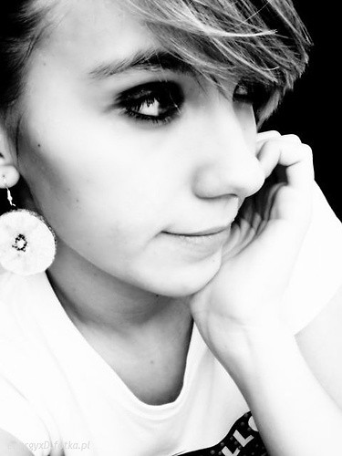 ` Mw do mnie z umiechem ;-*