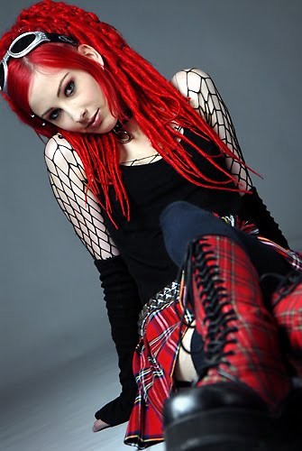 i love all girl goth