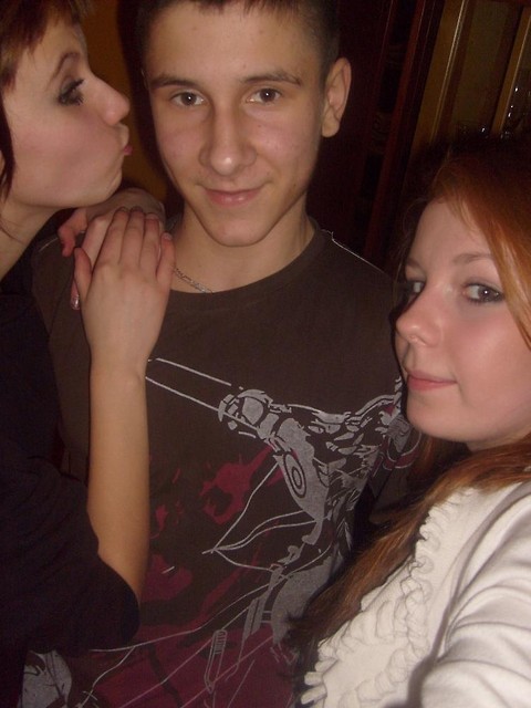 melanyk ! ; d 