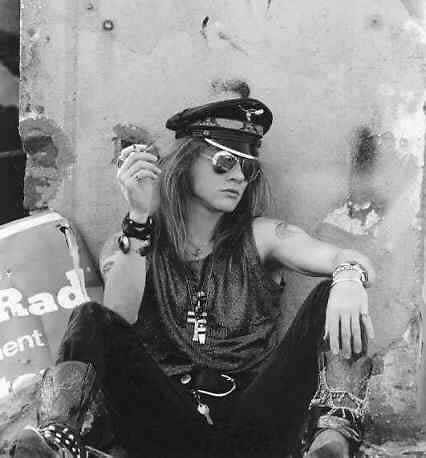 Axl < 3