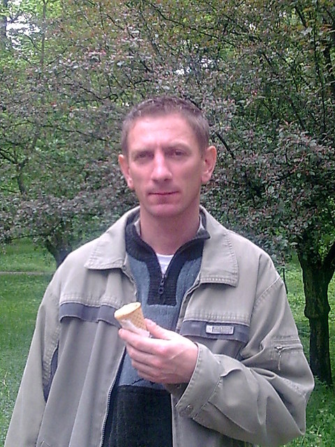 MARIUSZEK:*