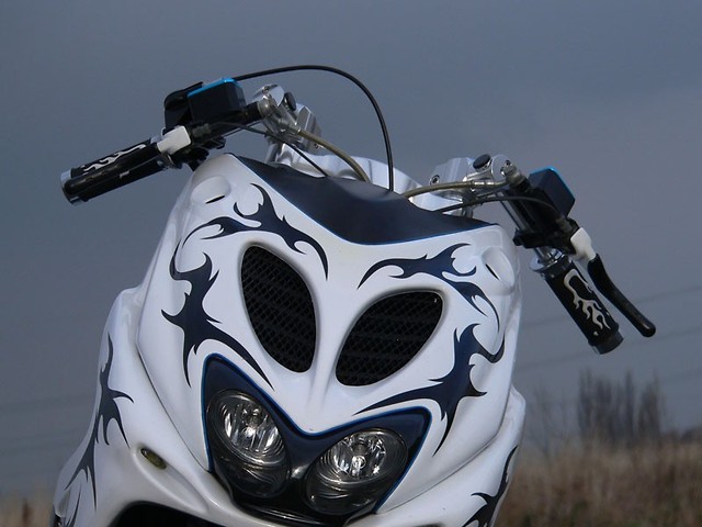AeRoX