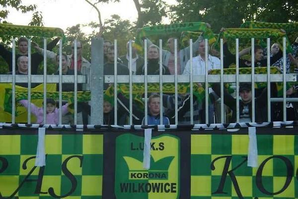 www.wilkowice.futbolowo.pl